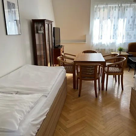 U Vejvodu * Prague