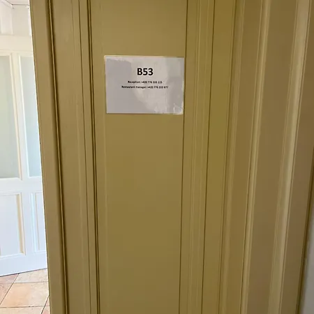 Apartment U Vejvodu Prague