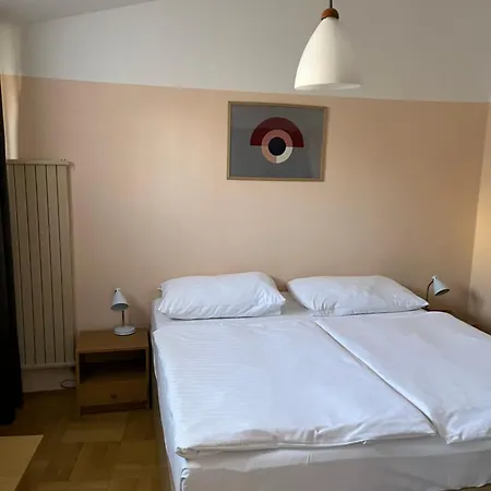 U Vejvodu Lejlighed Prag
